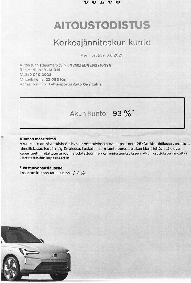 Esittelykuva VOLVO XC40 täyssähköautosta.