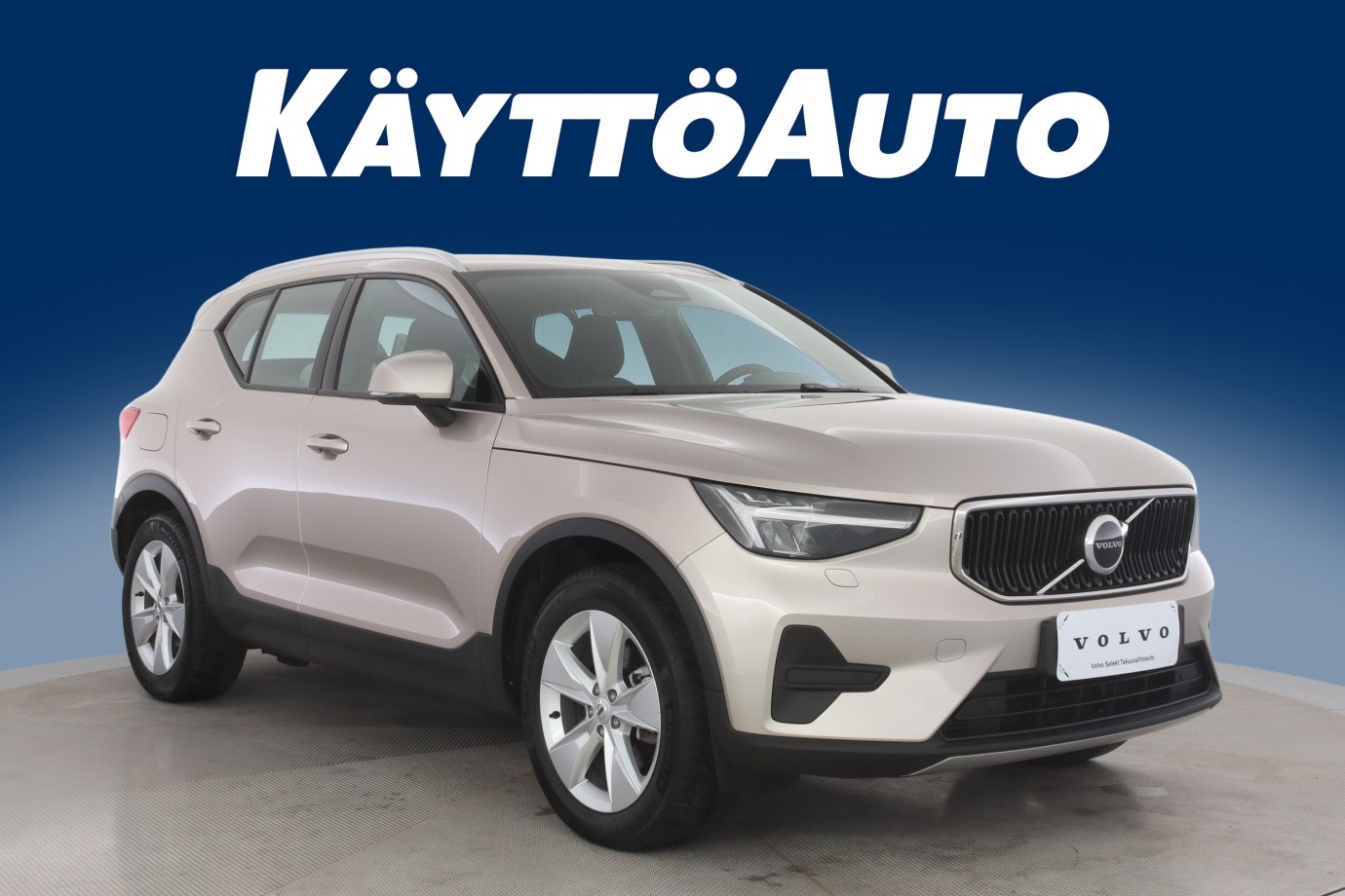 Esittelykuva Volvo XC40 bensiiniautosta.