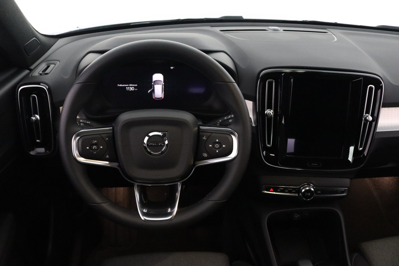 Esittelykuva VOLVO XC40