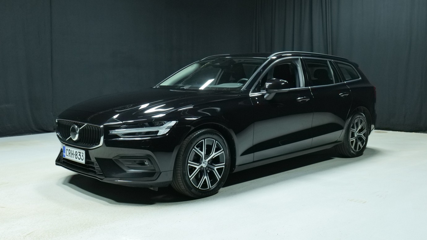 Esittelykuva Volvo V60 bensiiniautosta.