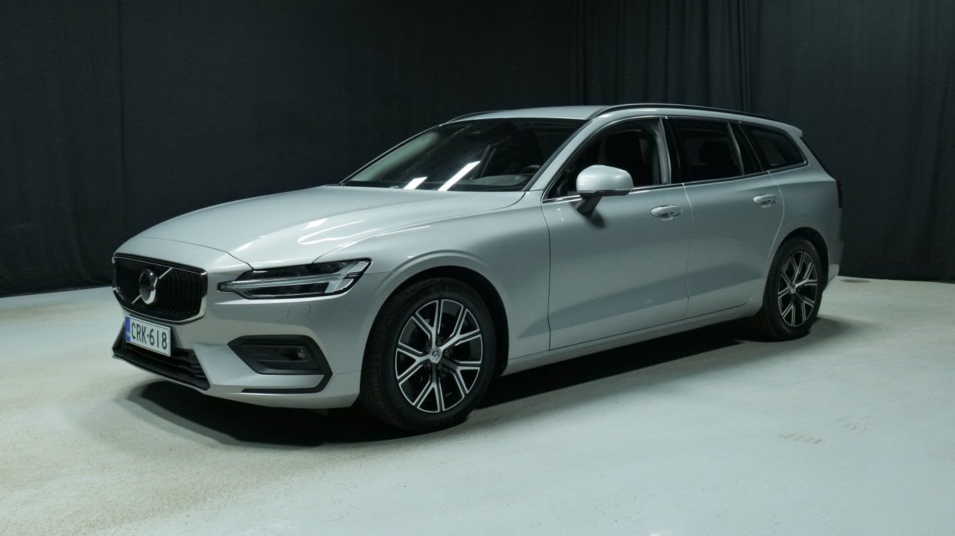 Esittelykuva Volvo V60 bensiiniautosta.
