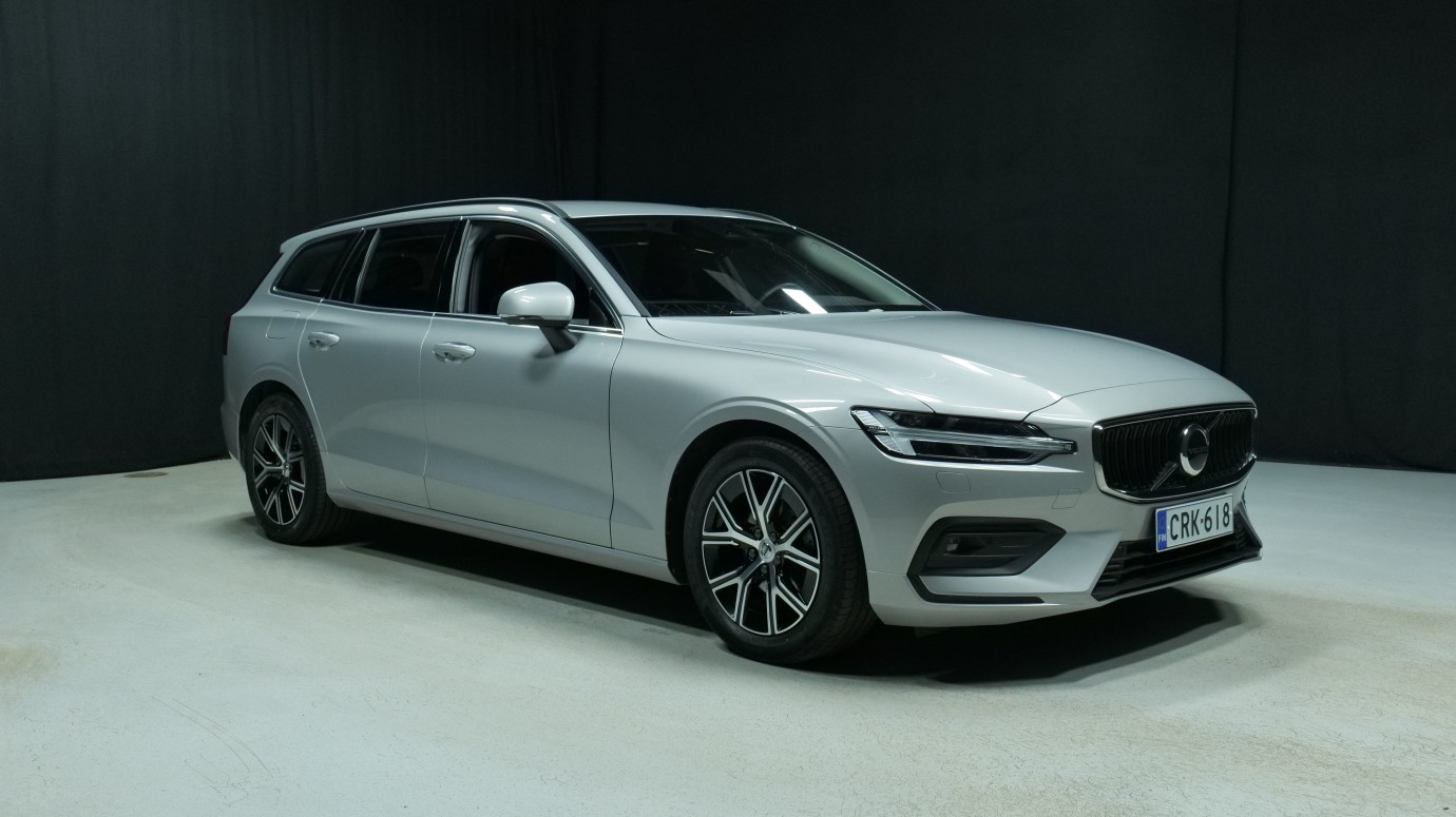 Esittelykuva Volvo V60 bensiiniautosta.