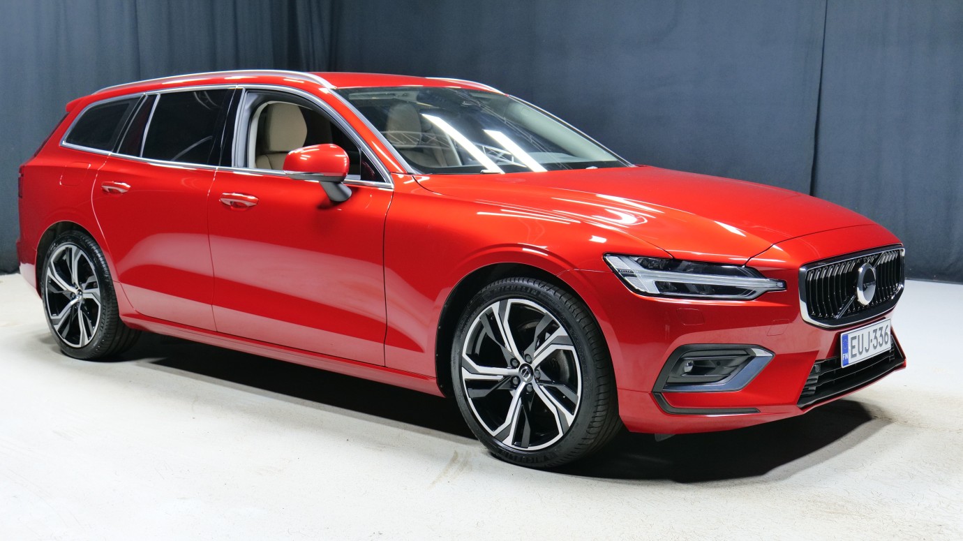 Esittelykuva Volvo V60 dieselautosta.
