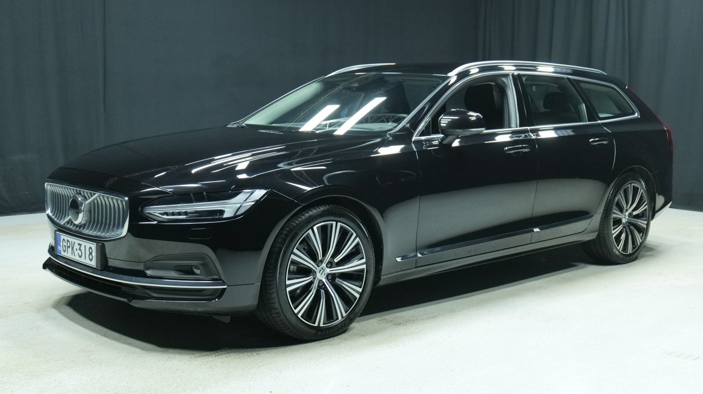 Esittelykuva Volvo V90 dieselautosta.