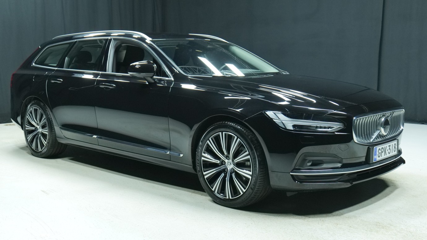 Esittelykuva Volvo V90 dieselautosta.