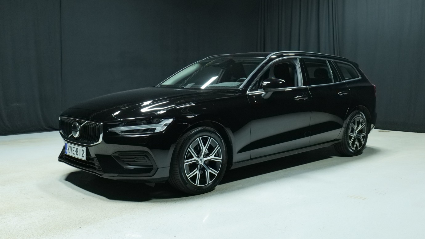 Esittelykuva Volvo V60 bensiiniautosta.