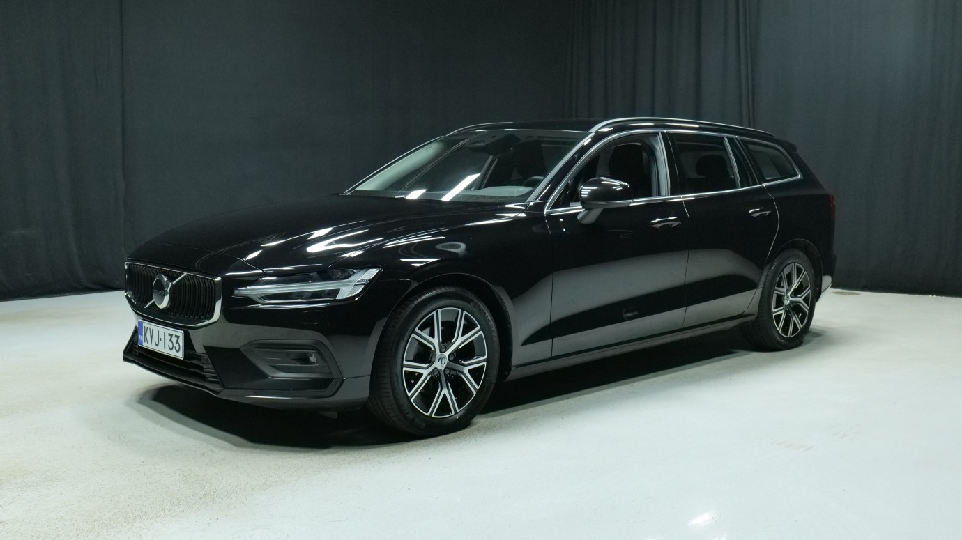 Esittelykuva Volvo V60 bensiiniautosta.