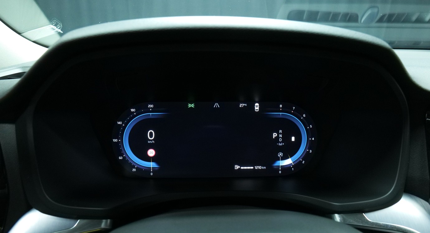 Esittelykuva Volvo V60 bensiiniautosta.