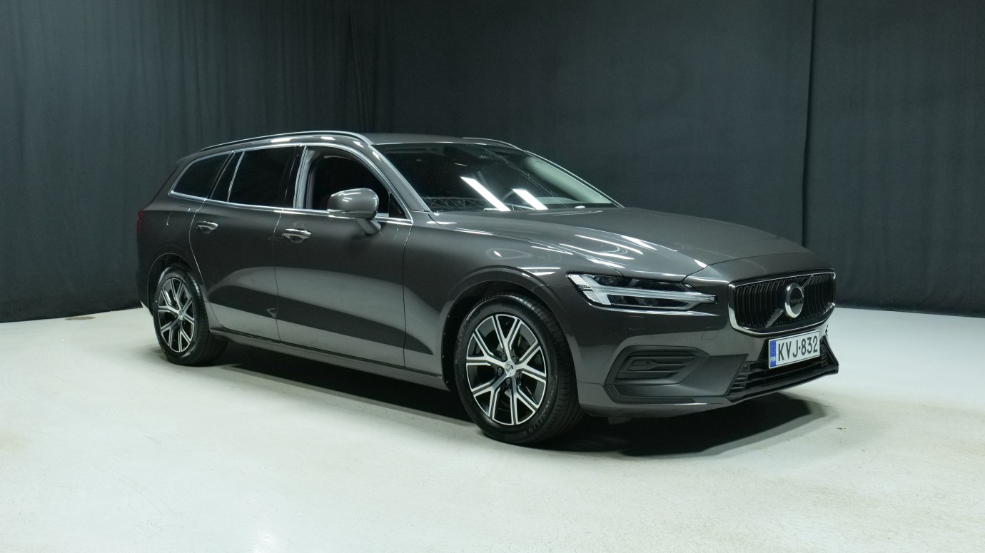 Esittelykuva Volvo V60 bensiiniautosta.
