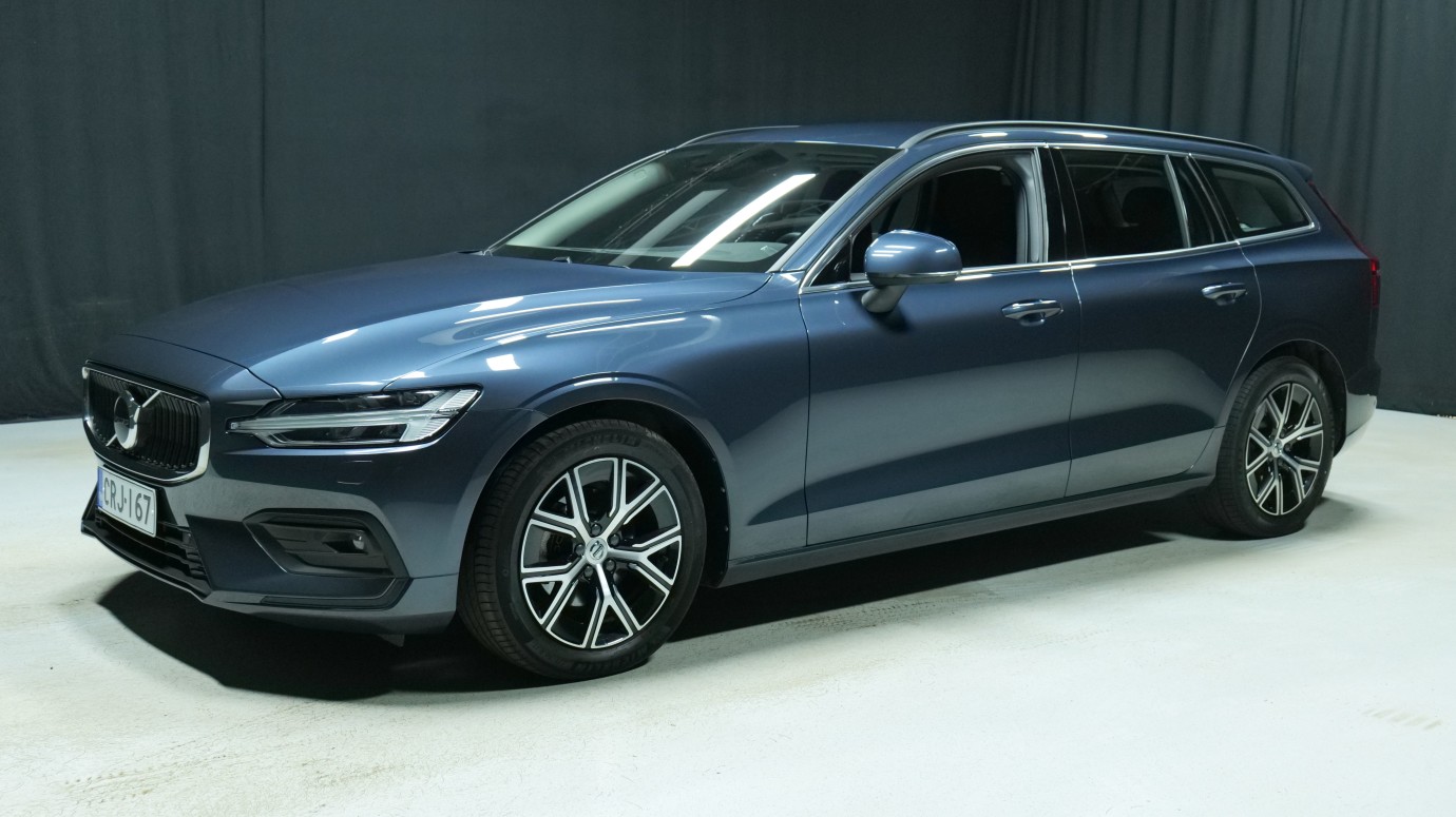 Esittelykuva Volvo V60 bensiiniautosta.
