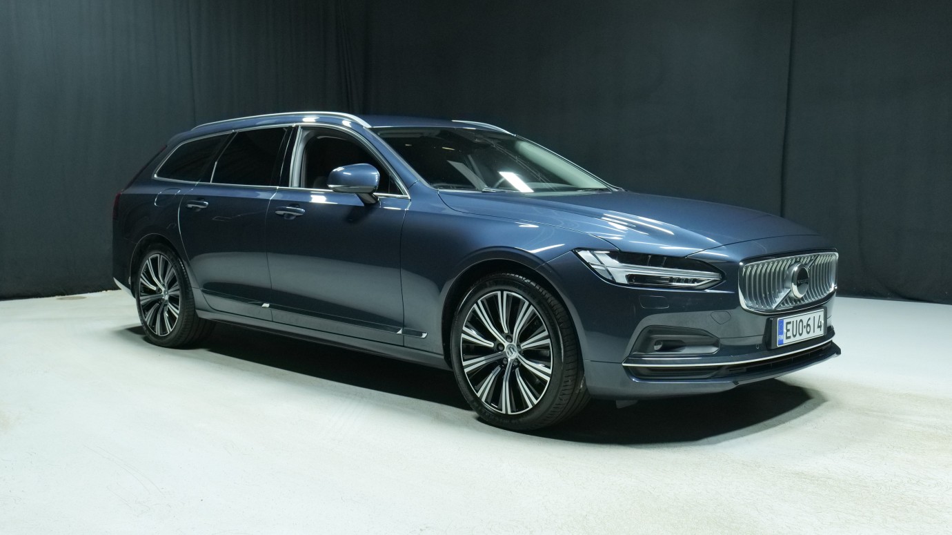 Esittelykuva Volvo V90 dieselautosta.