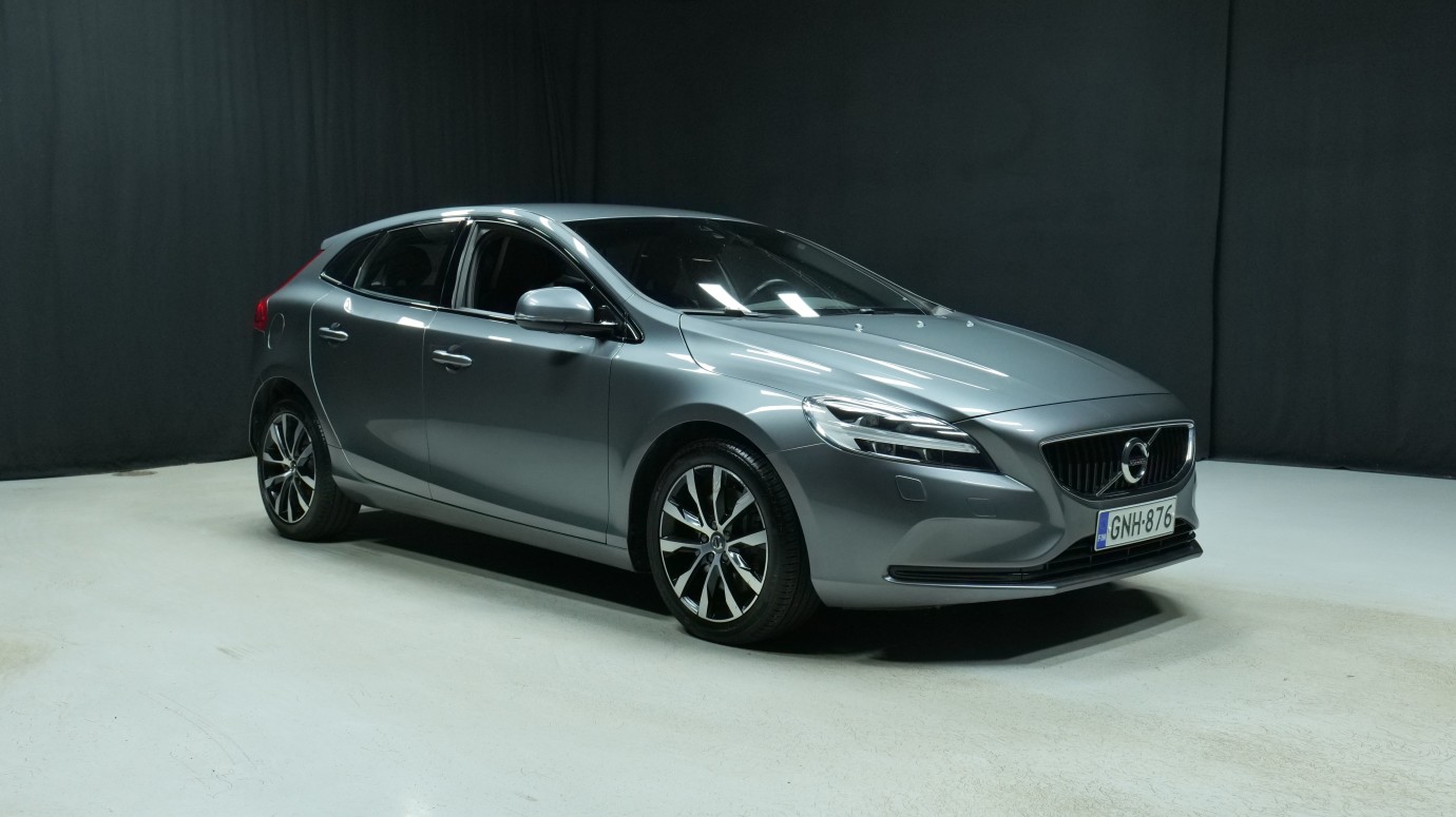 Esittelykuva Volvo V40 bensiiniautosta.