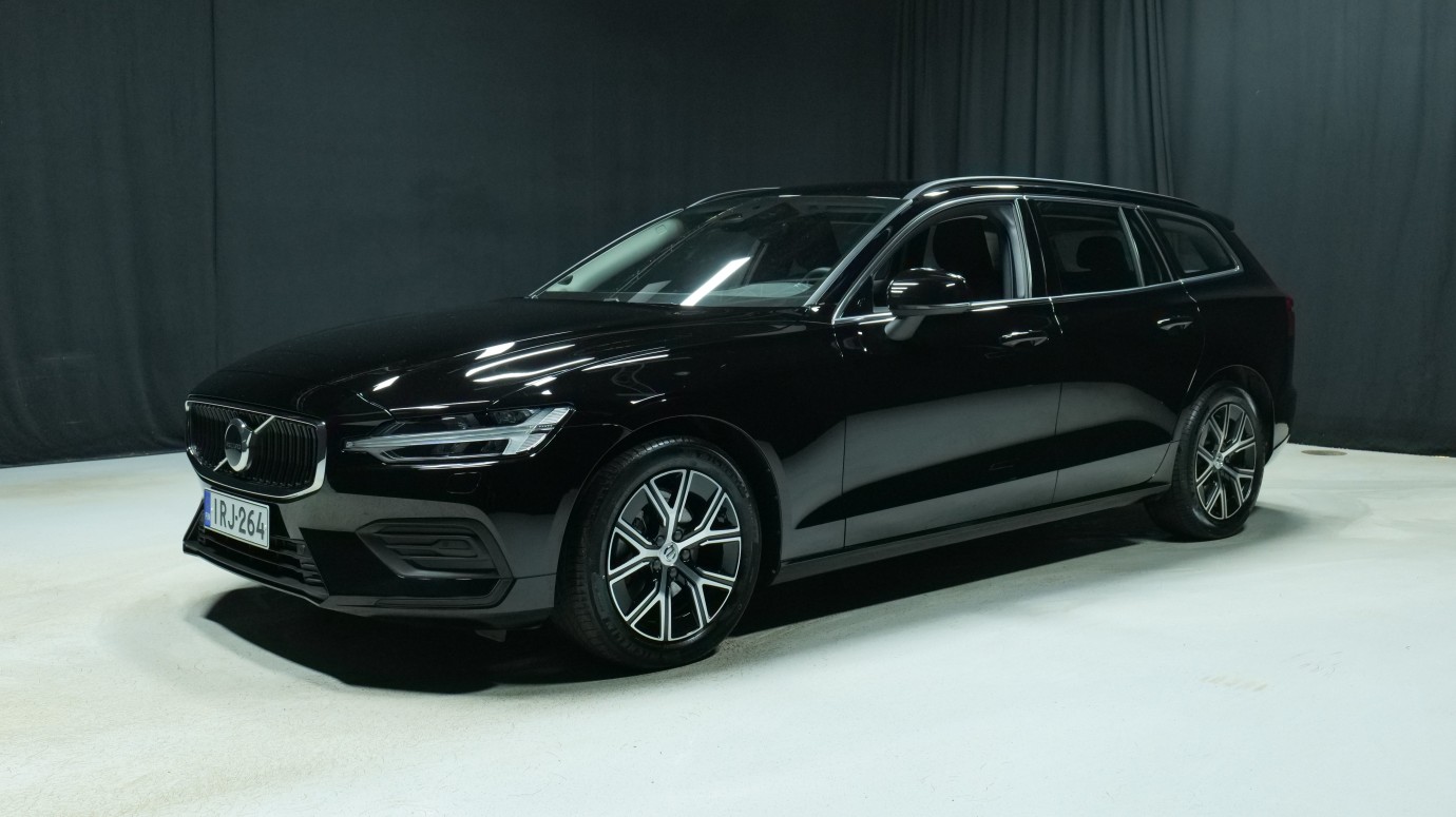 Esittelykuva Volvo V60 bensiiniautosta.