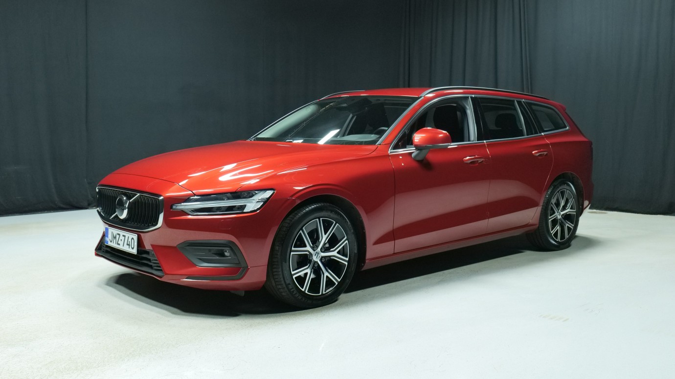 Esittelykuva Volvo V60 bensiiniautosta.