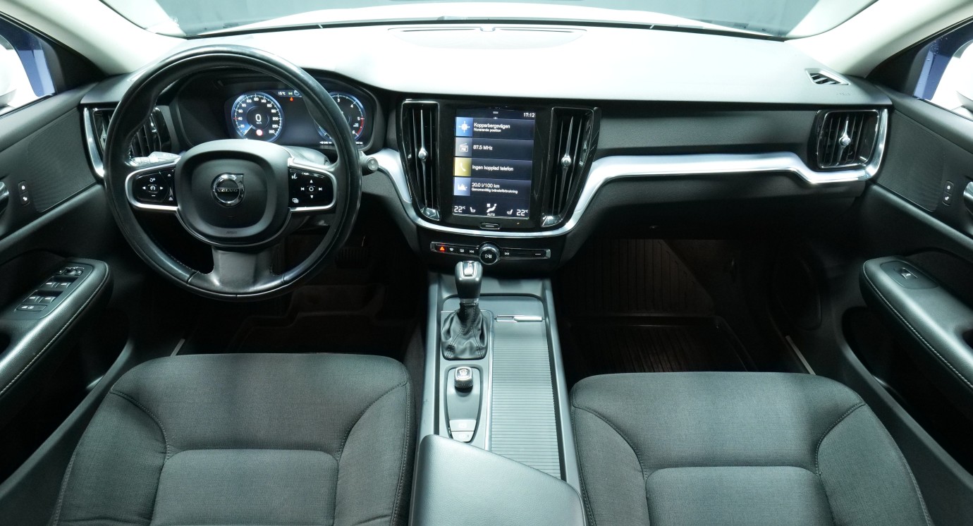 Esittelykuva Volvo V60 dieselautosta.