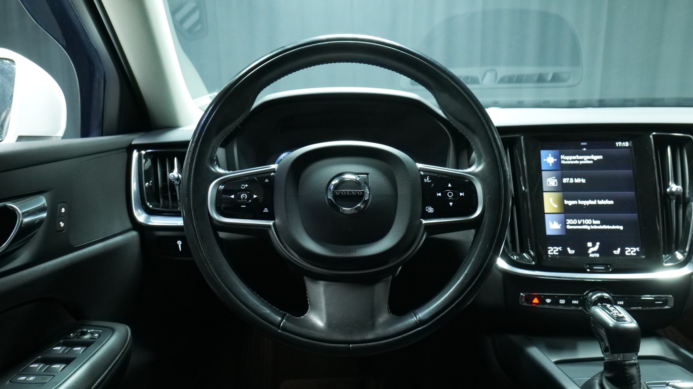 Esittelykuva Volvo V60 dieselautosta.