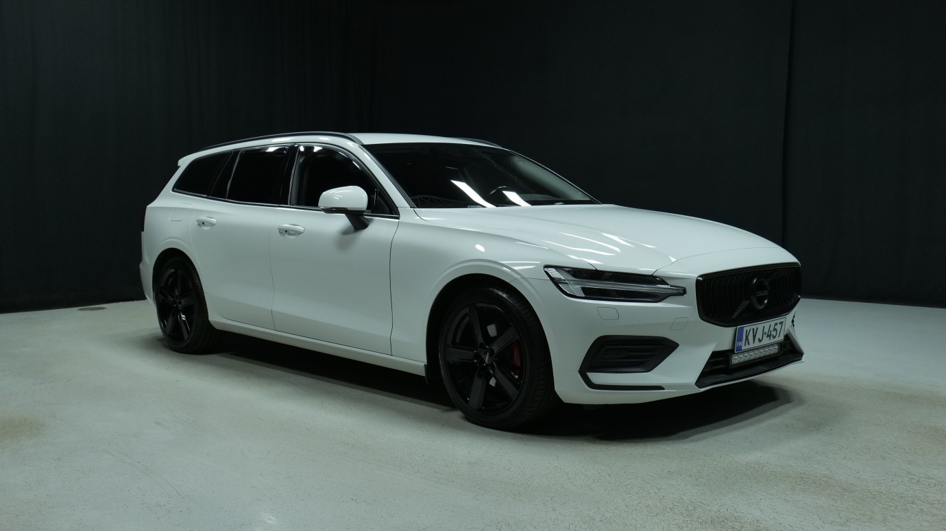 Esittelykuva Volvo V60 dieselautosta.