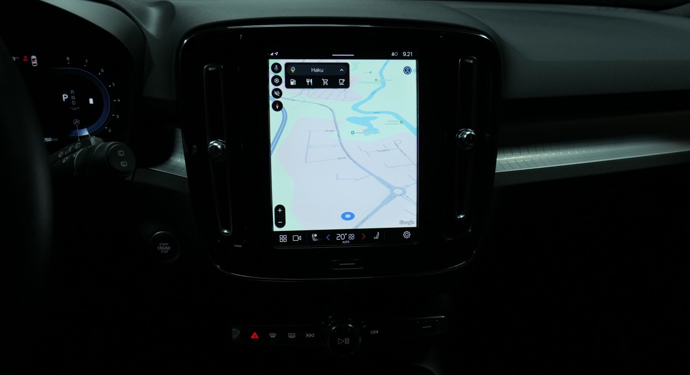 Esittelykuva Volvo XC40 bensiiniautosta.