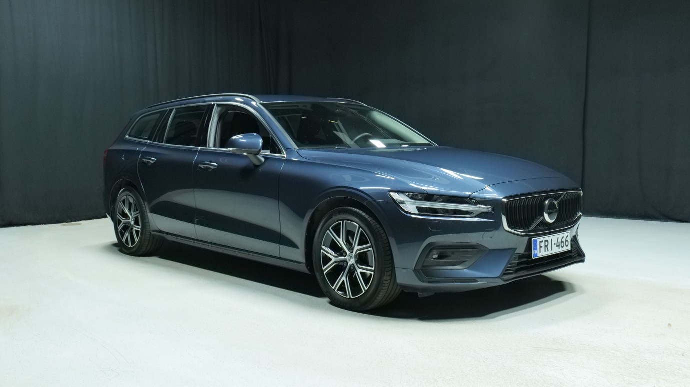 Esittelykuva Volvo V60 bensiiniautosta.