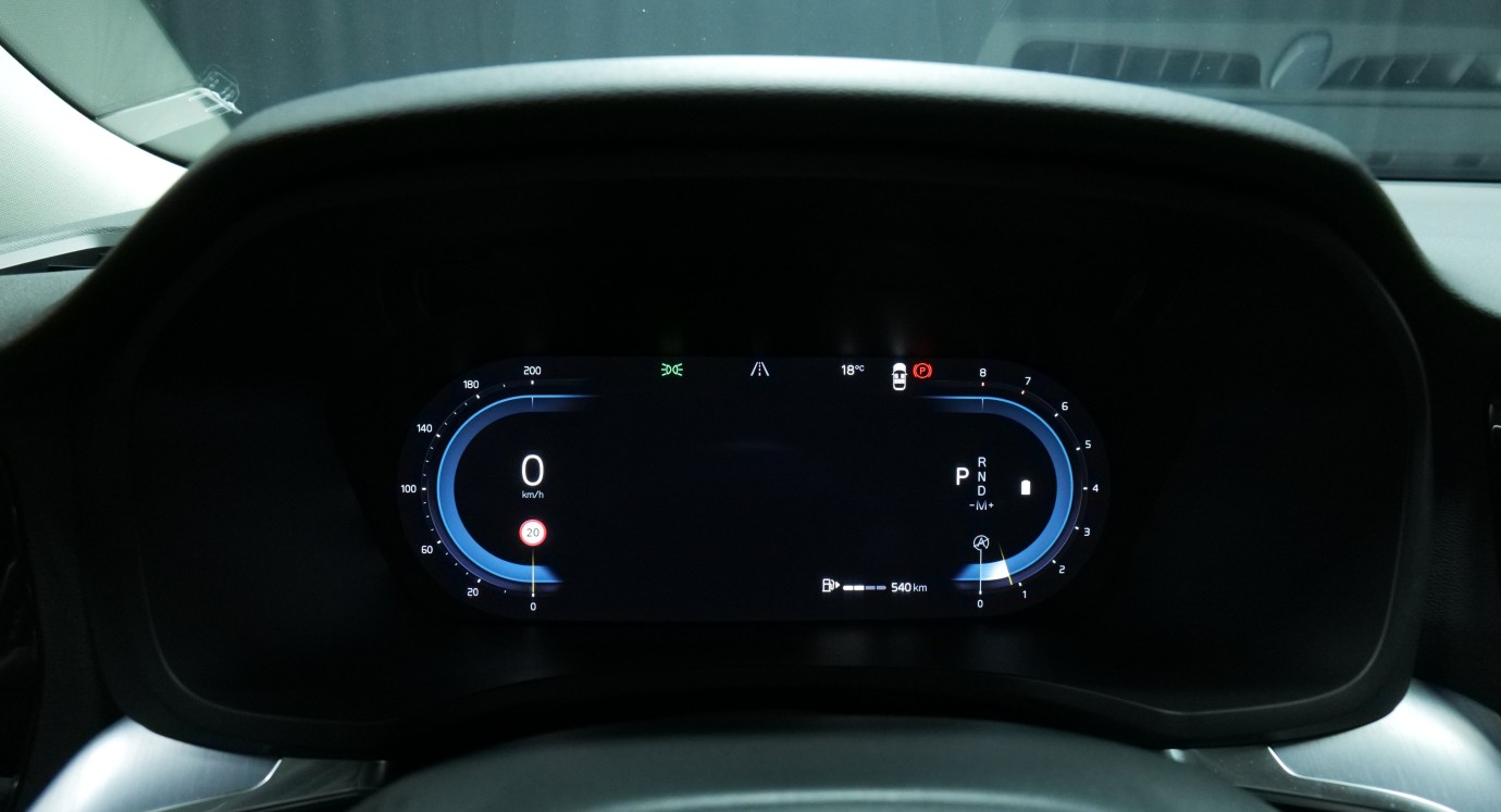 Esittelykuva Volvo V60 bensiiniautosta.