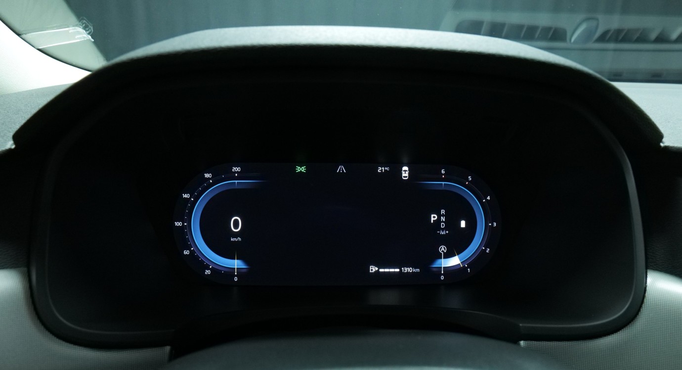 Esittelykuva Volvo V90 dieselautosta.
