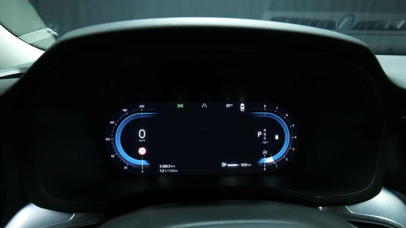 Esittelykuva Volvo V60 bensiiniautosta.