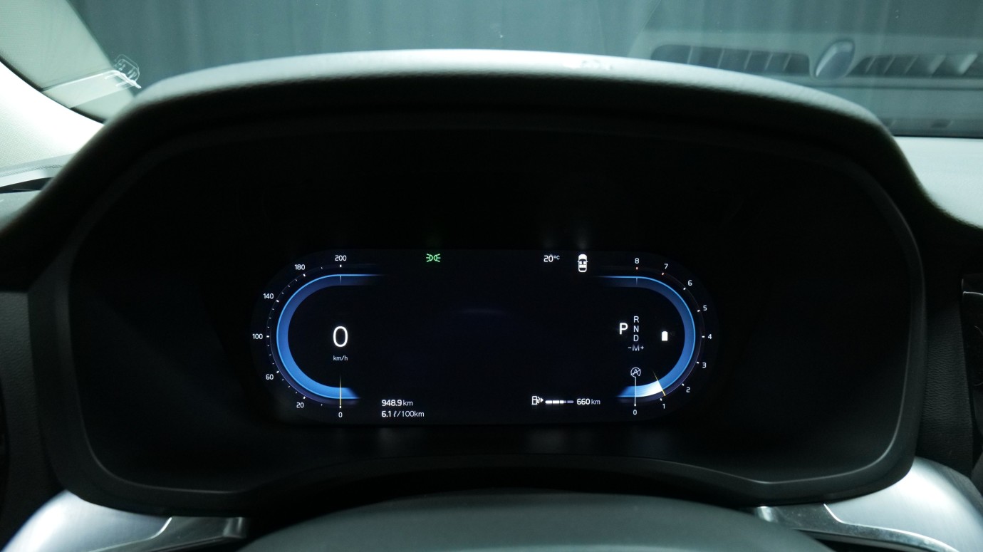 Esittelykuva Volvo V60 bensiiniautosta.