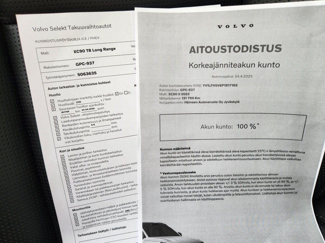 Esittelykuva VOLVO XC90 lataushybridiautosta.