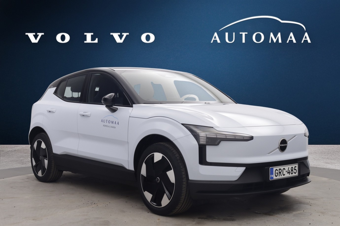 Esittelykuva VOLVO EX30 täyssähköautosta.