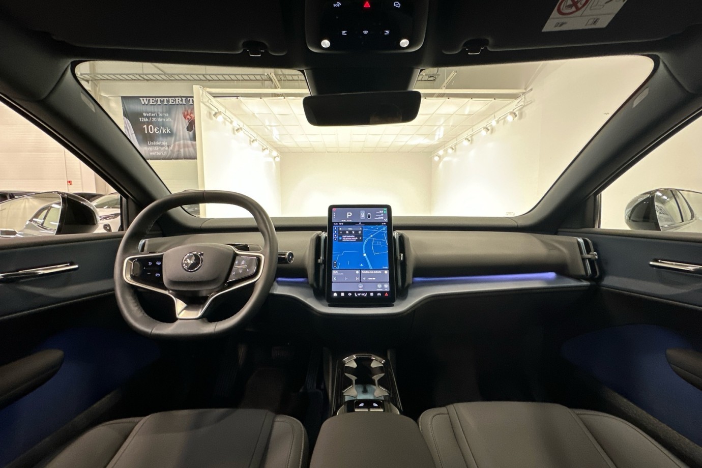 Esittelykuva VOLVO EX30 täyssähköautosta.