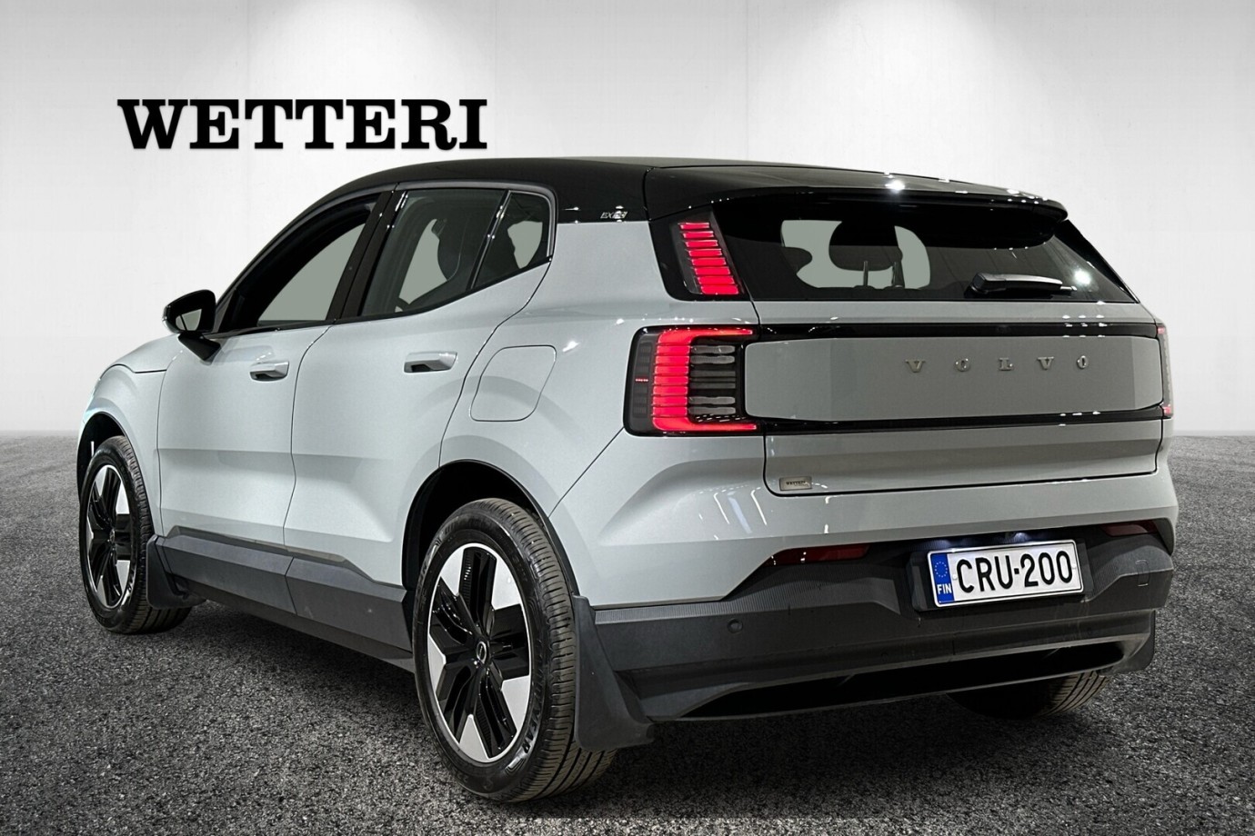 Esittelykuva VOLVO EX30 täyssähköautosta.