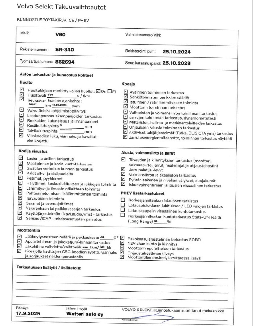 Esittelykuva VOLVO V60 lataushybridiautosta.