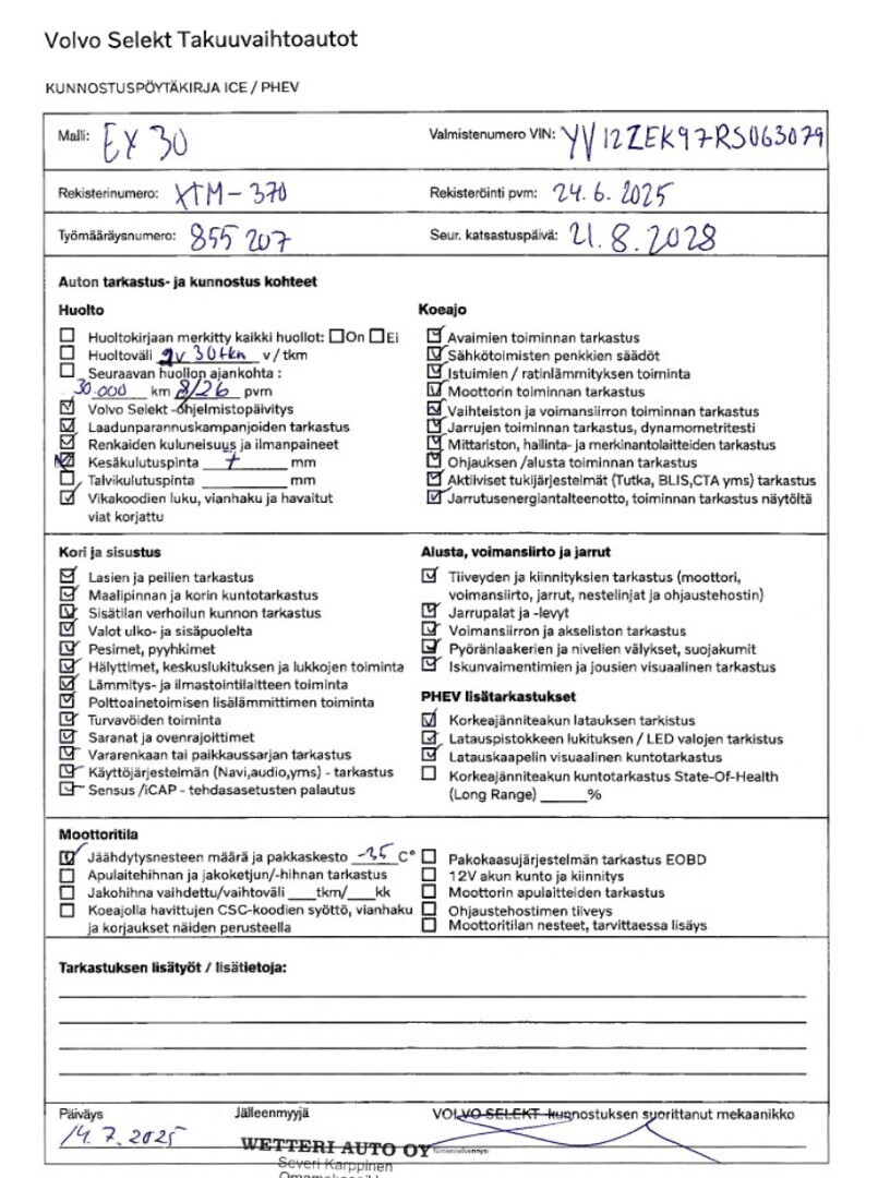 Esittelykuva VOLVO EX30 täyssähköautosta.