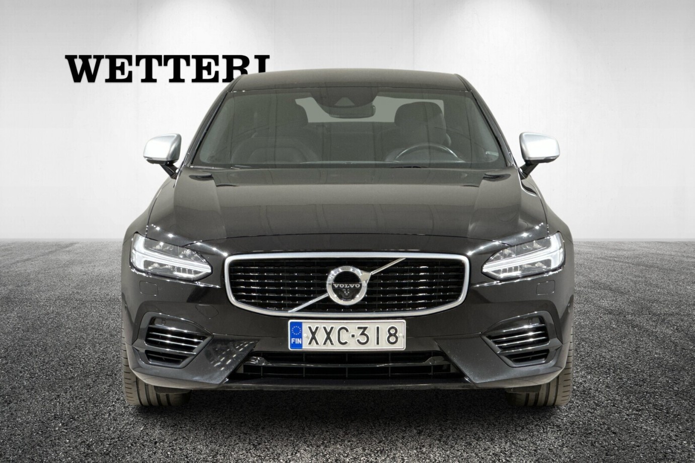 Esittelykuva VOLVO S90 lataushybridiautosta.