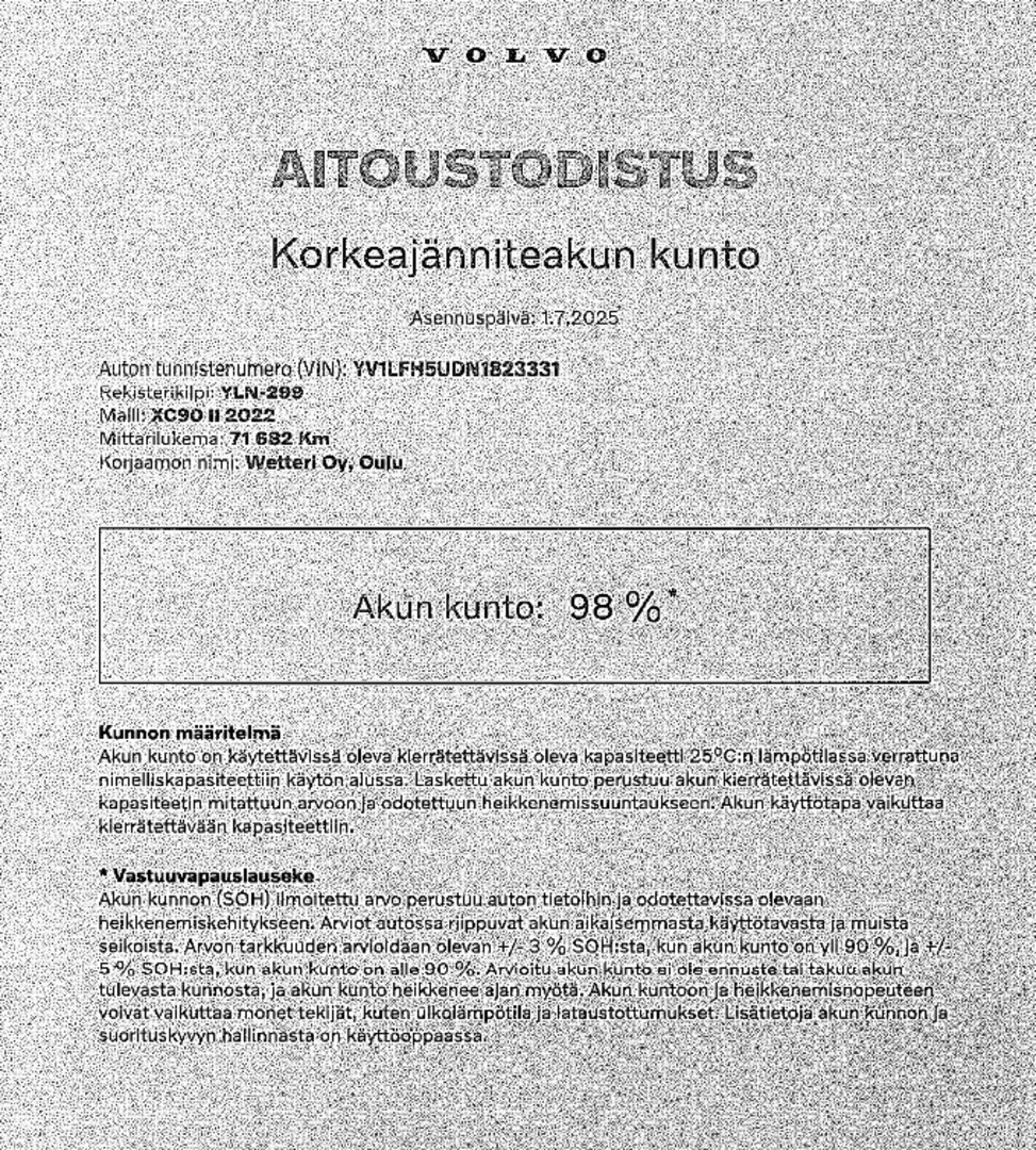 Esittelykuva VOLVO XC90 lataushybridiautosta.