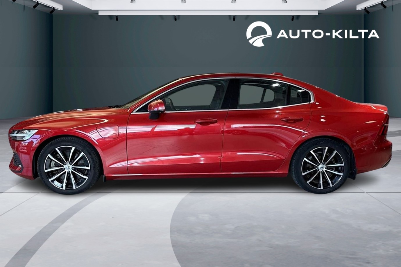 Esittelykuva Volvo S60 lataushybridiautosta.