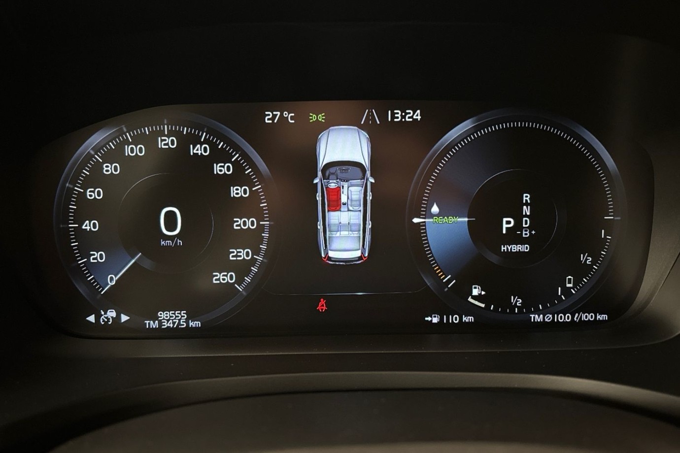 Esittelykuva Volvo V60 lataushybridiautosta.