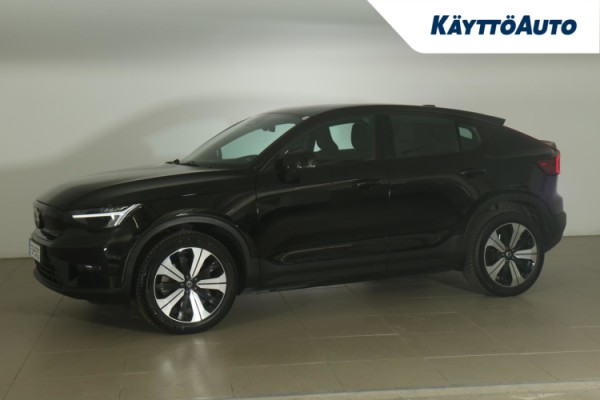 Esittelykuva VOLVO C40 täyssähköautosta.