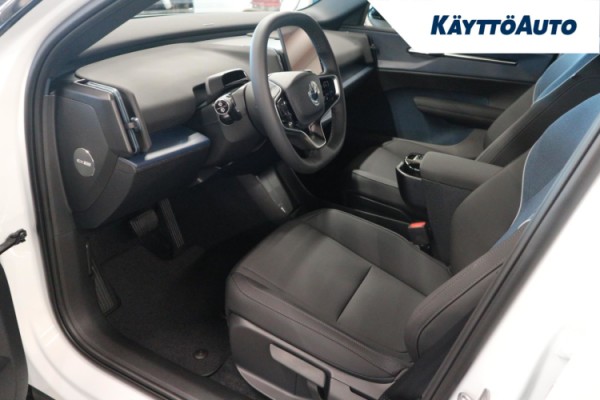 Esittelykuva Volvo EX30 täyssähköautosta.