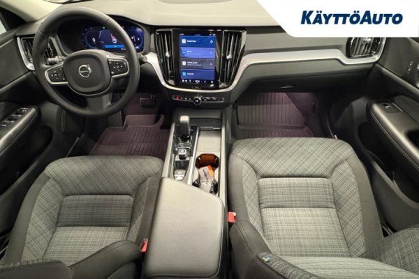 Esittelykuva VOLVO V60 kevythybridiautosta.