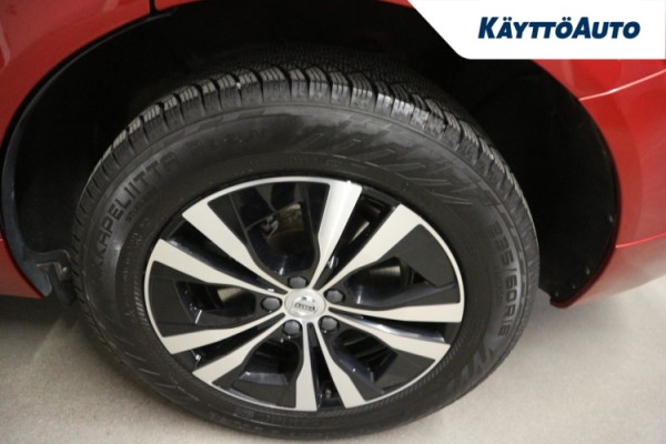 Esittelykuva VOLVO XC60 lataushybridiautosta.