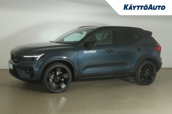 Esittelykuva Volvo EX40 täyssähköautosta.