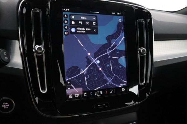 Esittelykuva Volvo XC40 bensiiniautosta.