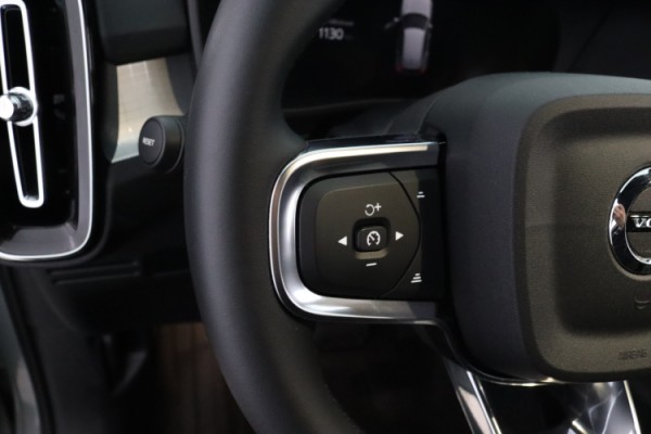 Esittelykuva VOLVO XC40