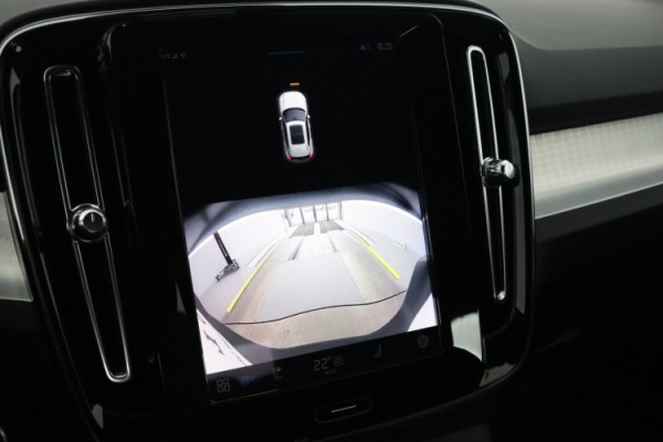 Esittelykuva VOLVO XC40