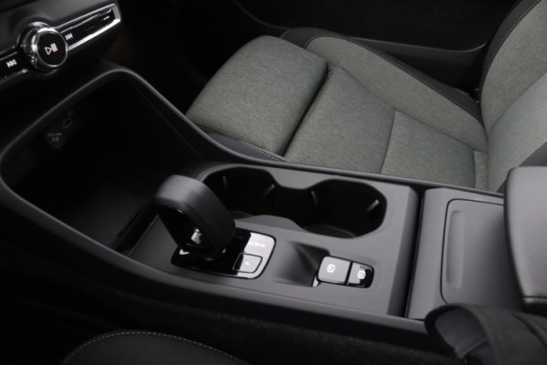 Esittelykuva VOLVO XC40
