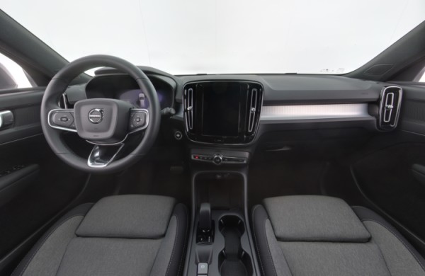 Esittelykuva VOLVO XC40