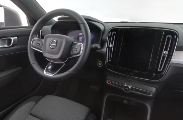 Esittelykuva VOLVO XC40