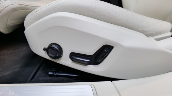 Esittelykuva Volvo V60 dieselautosta.