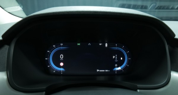 Esittelykuva Volvo V90 dieselautosta.